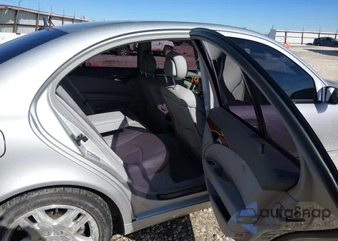 2003 Mercedes-Benz E 500 из США, поврежденный, VIN WDBUF70JX3A123352